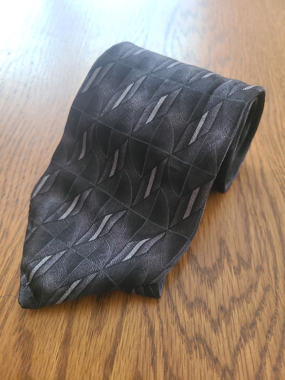 Puritan Black Geometric Pattern Tie